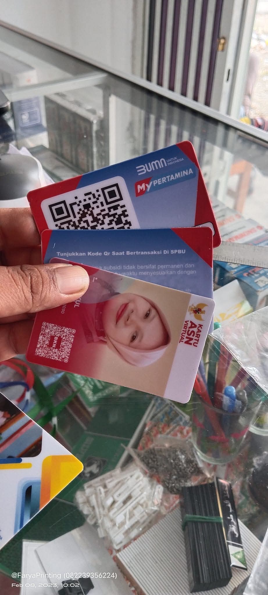 Cetak ID Card Bahan PVC Tebal